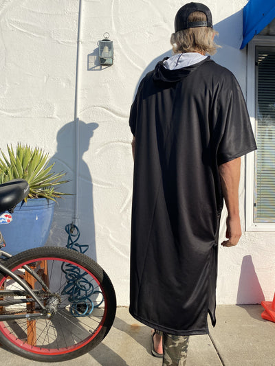 Basic Black THE CHANGING PONCHO ISD
